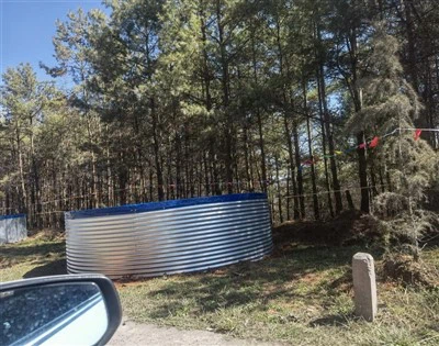 Bushova požární prevence nádrže na vodu